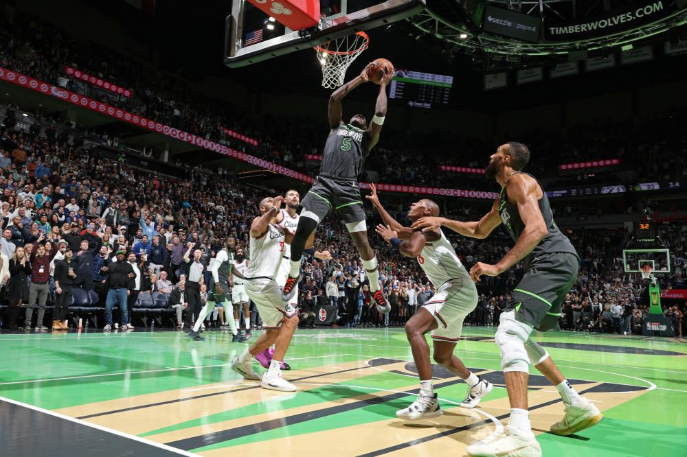 更彻底击溃 更彻底击溃