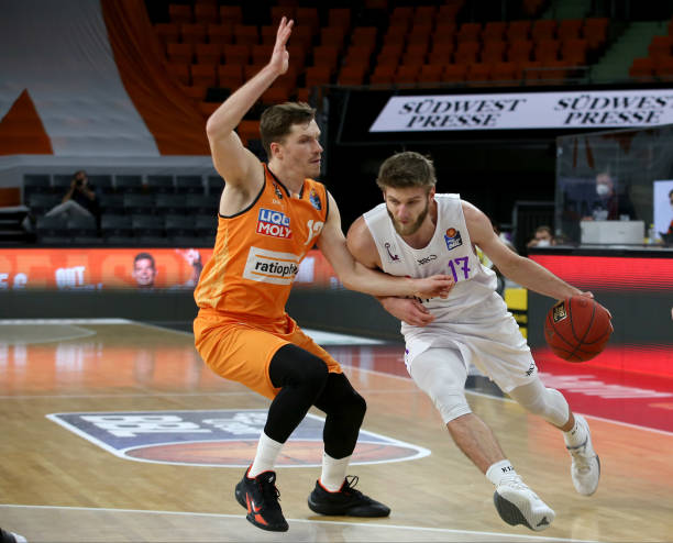 积极参与体 积极参与体